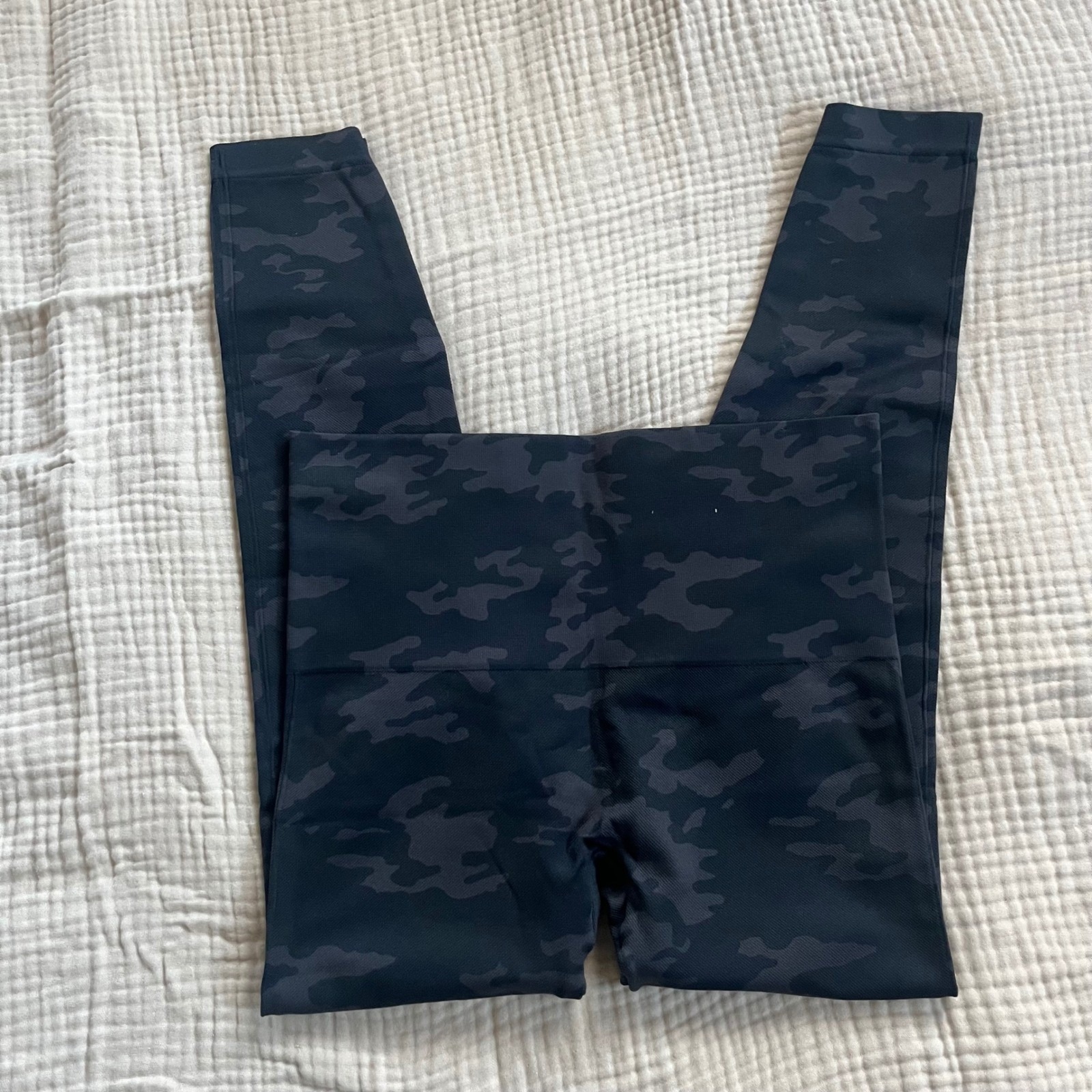 Spanx Seamless High Waist Compression Leggings Large Camo